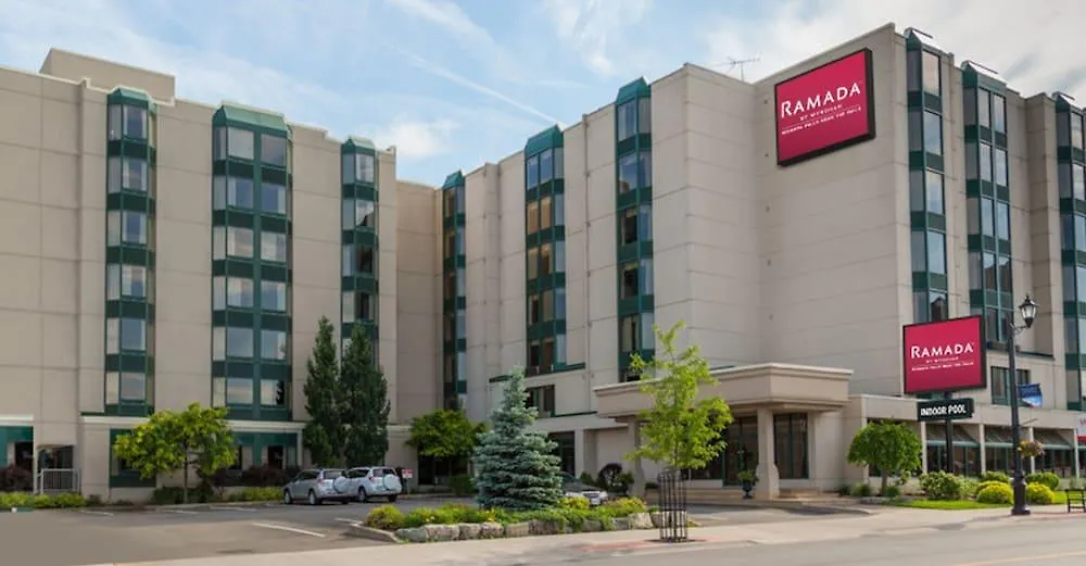 Ramada By Wyndham Niagara Falls Near The Falls 3*,  Kanada