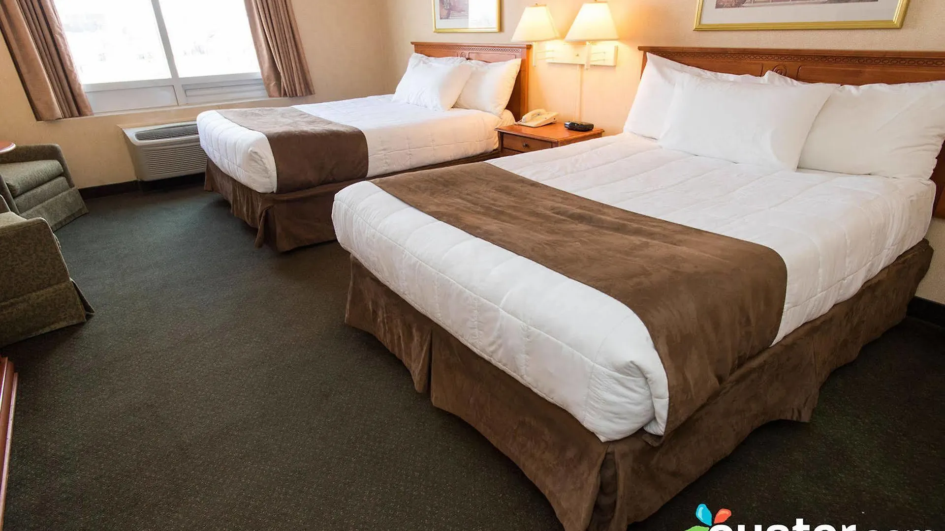 *** Hotel Ramada By Wyndham Niagara Falls Near The Falls Canada